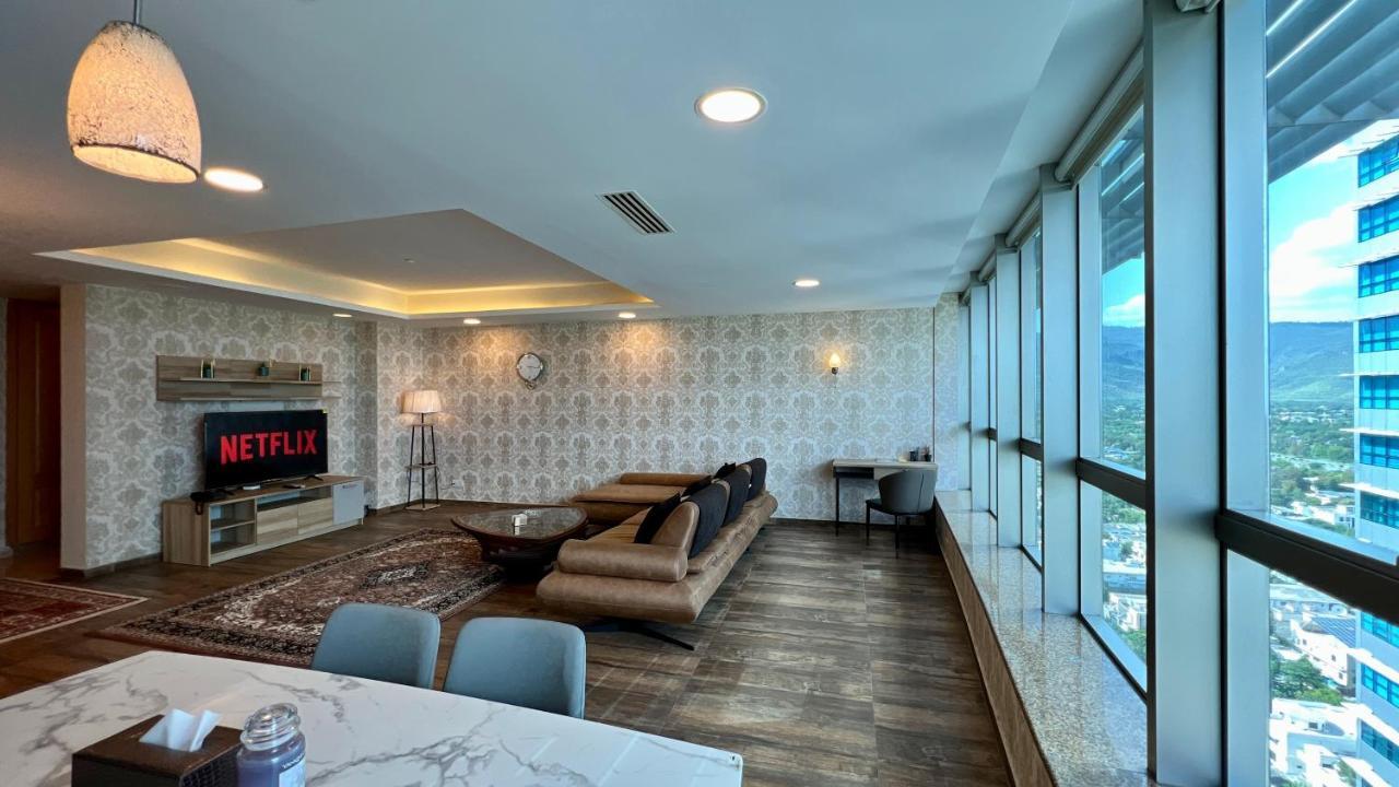 Centaurus Apartment City View Three Beds Islamabad Eksteriør bilde